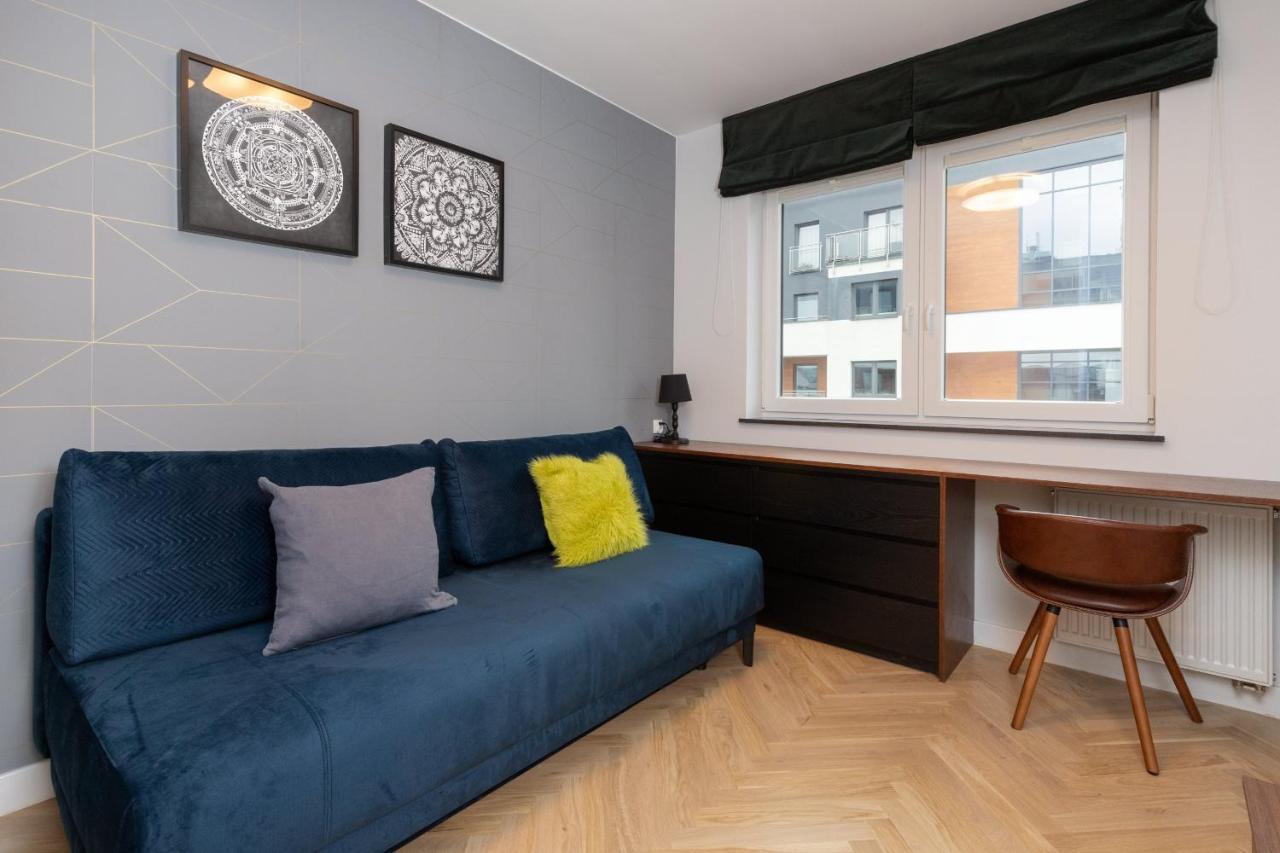 Superior With Balcony & Parking By Renters Prestige * Danzica